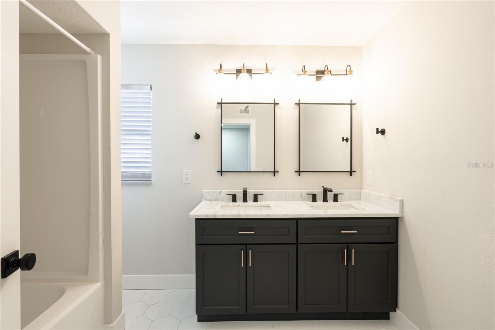 Image 18 of 30 For 418 Gilbert Road