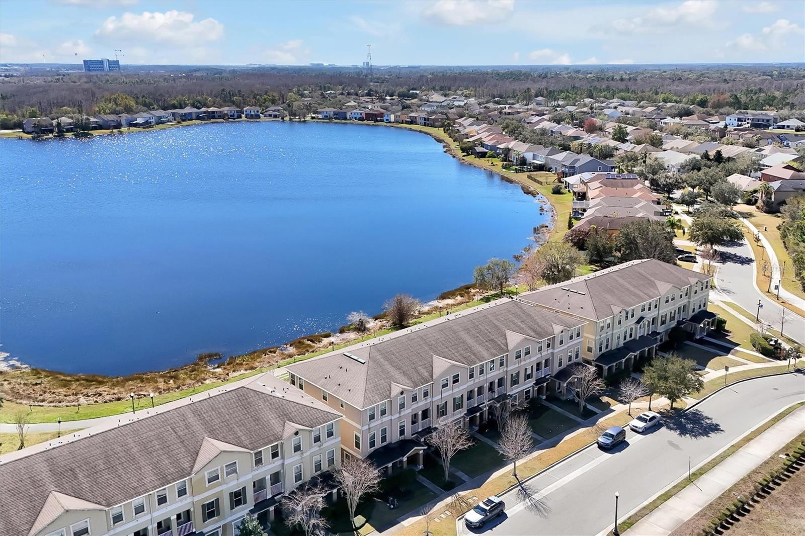 Image 35 of 39 For 10522 Green Ivy Lane