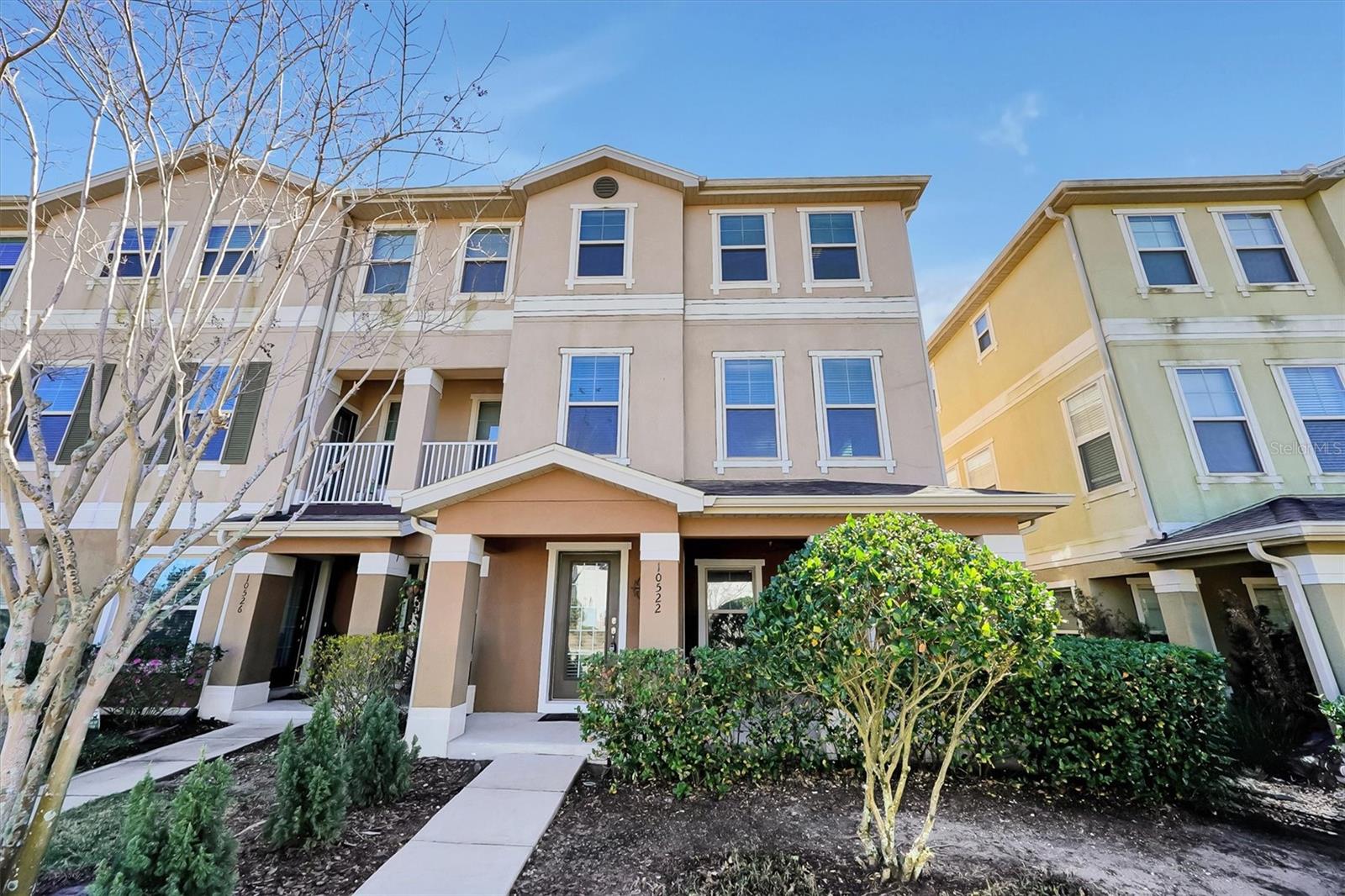 Image 4 of 39 For 10522 Green Ivy Lane