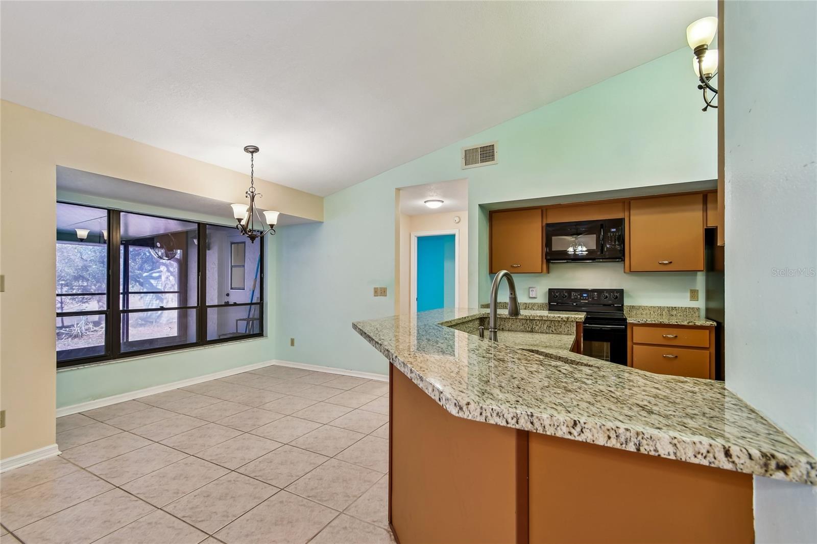 Image 20 of 73 For 1894 Long Pond Drive