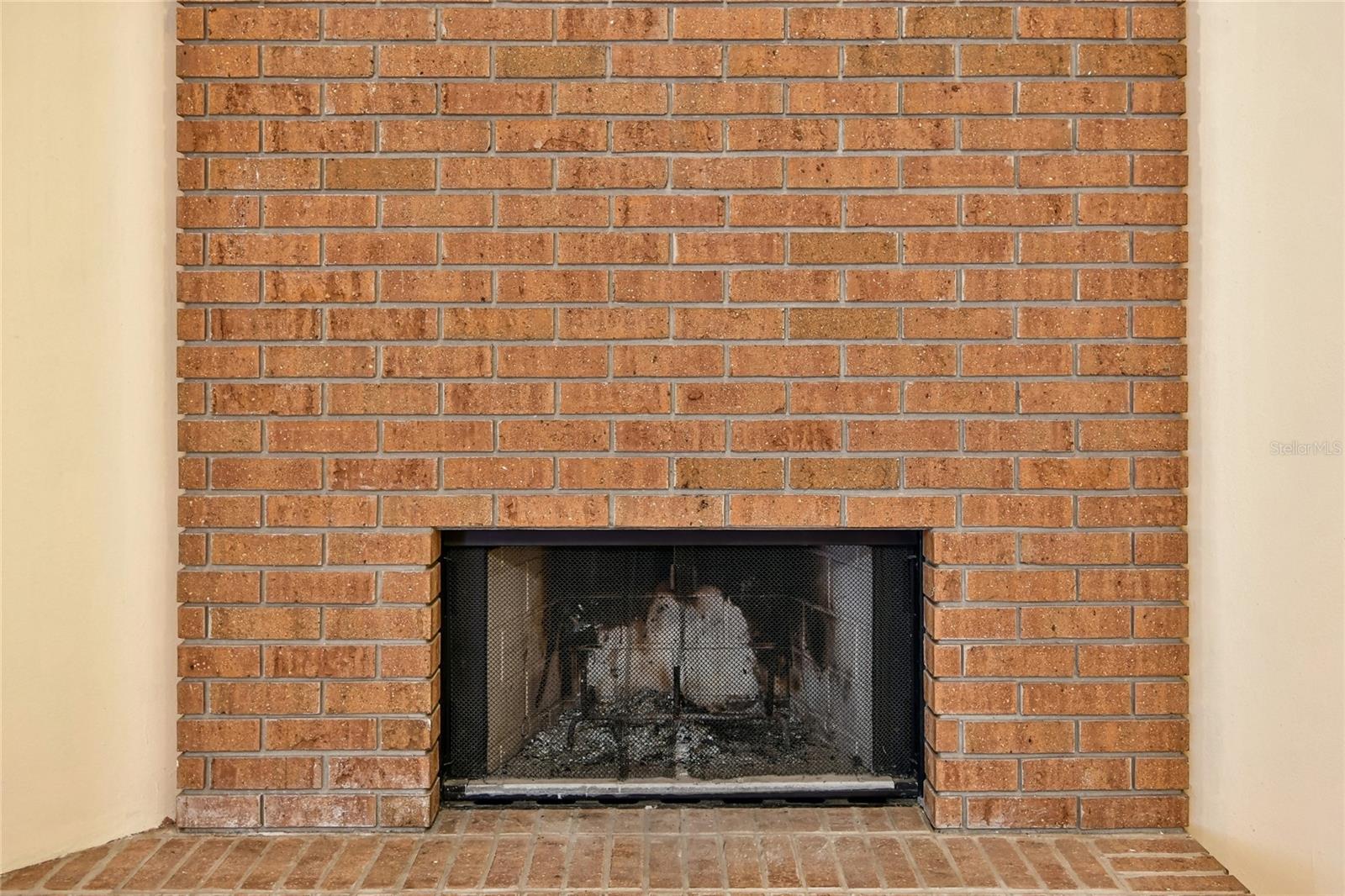 Image 27 of 73 For 1894 Long Pond Drive