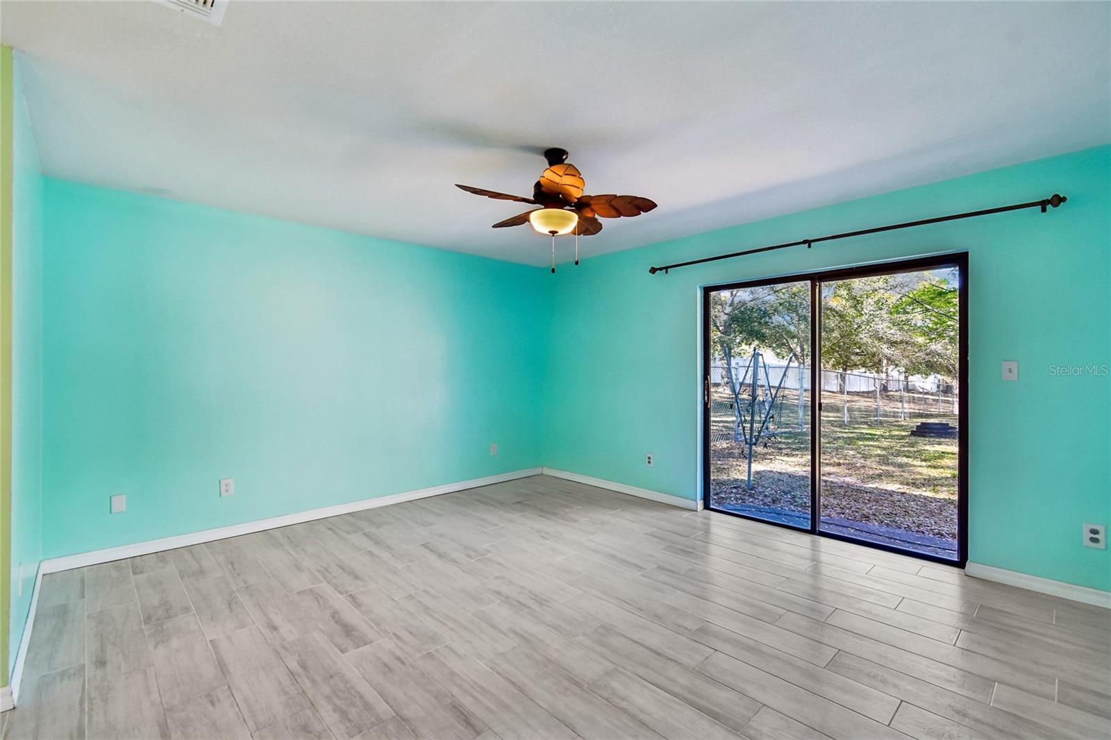 Image 29 of 73 For 1894 Long Pond Drive