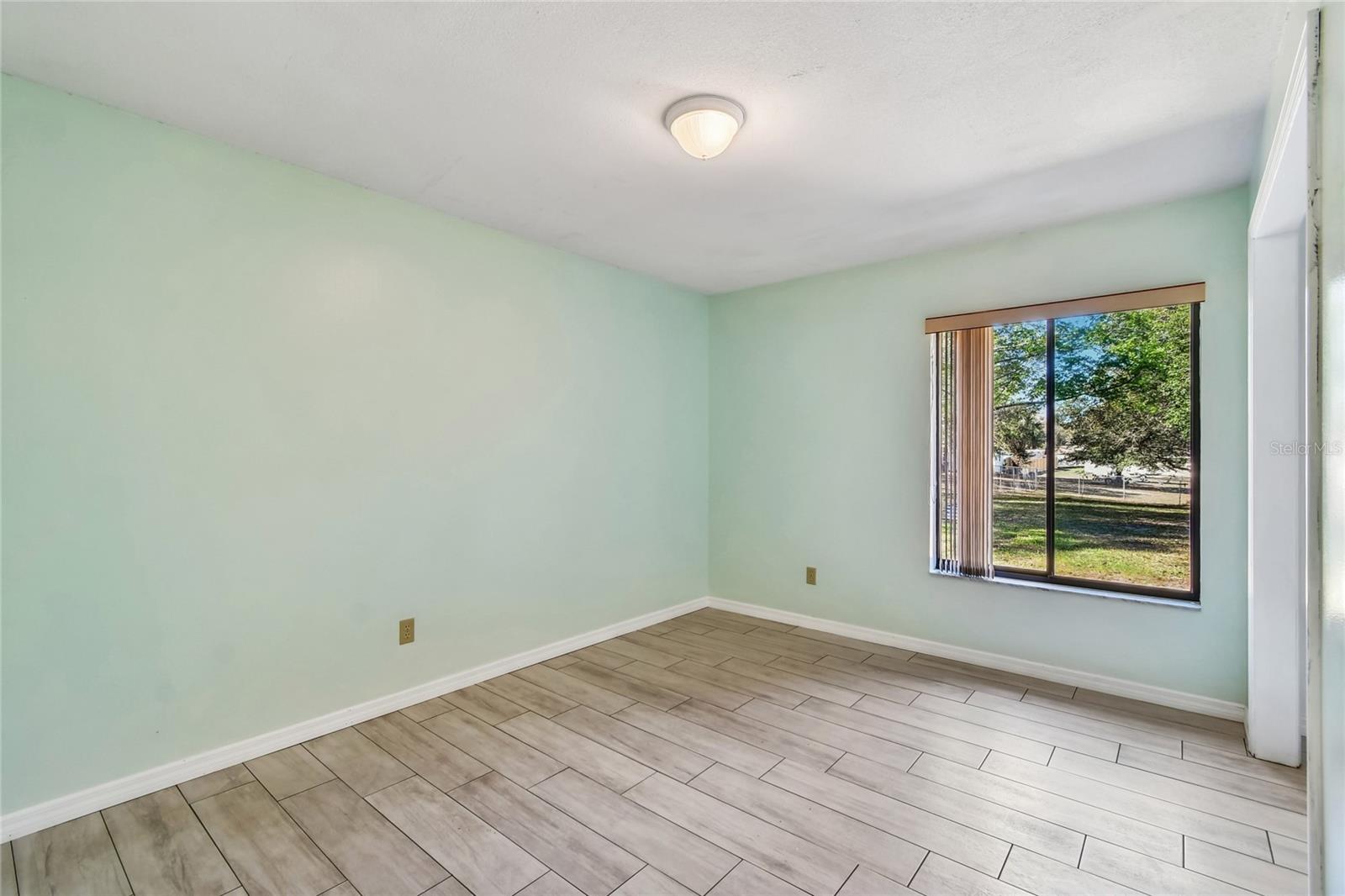 Image 34 of 73 For 1894 Long Pond Drive