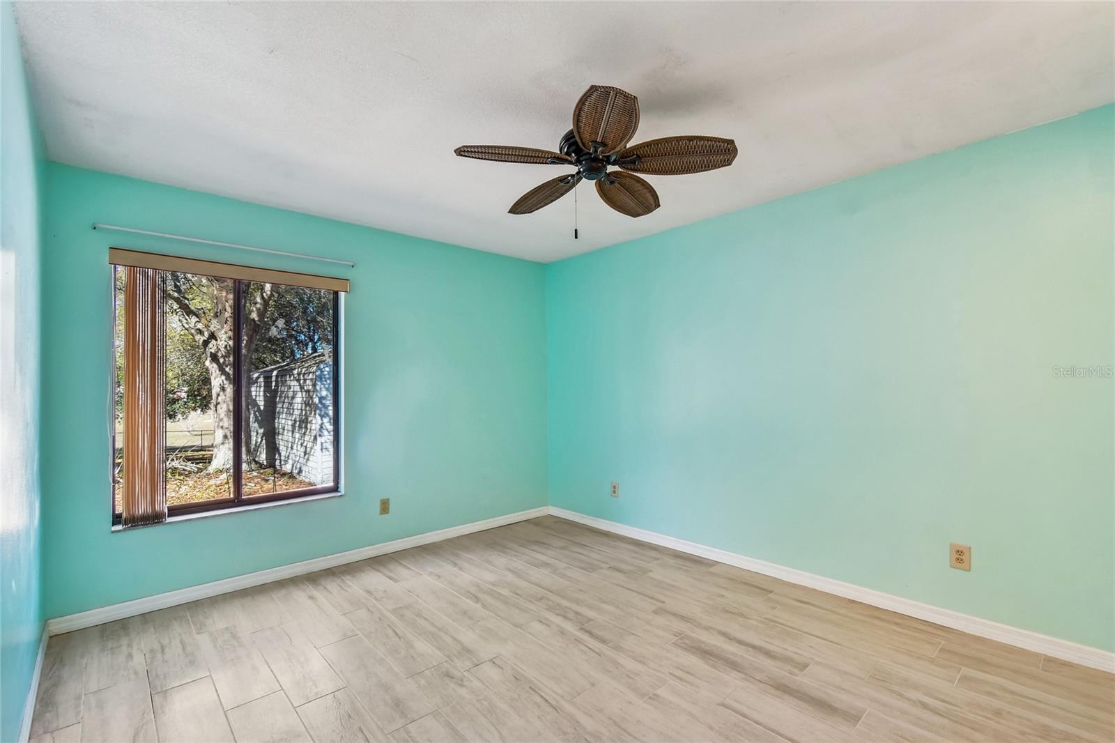 Image 42 of 73 For 1894 Long Pond Drive