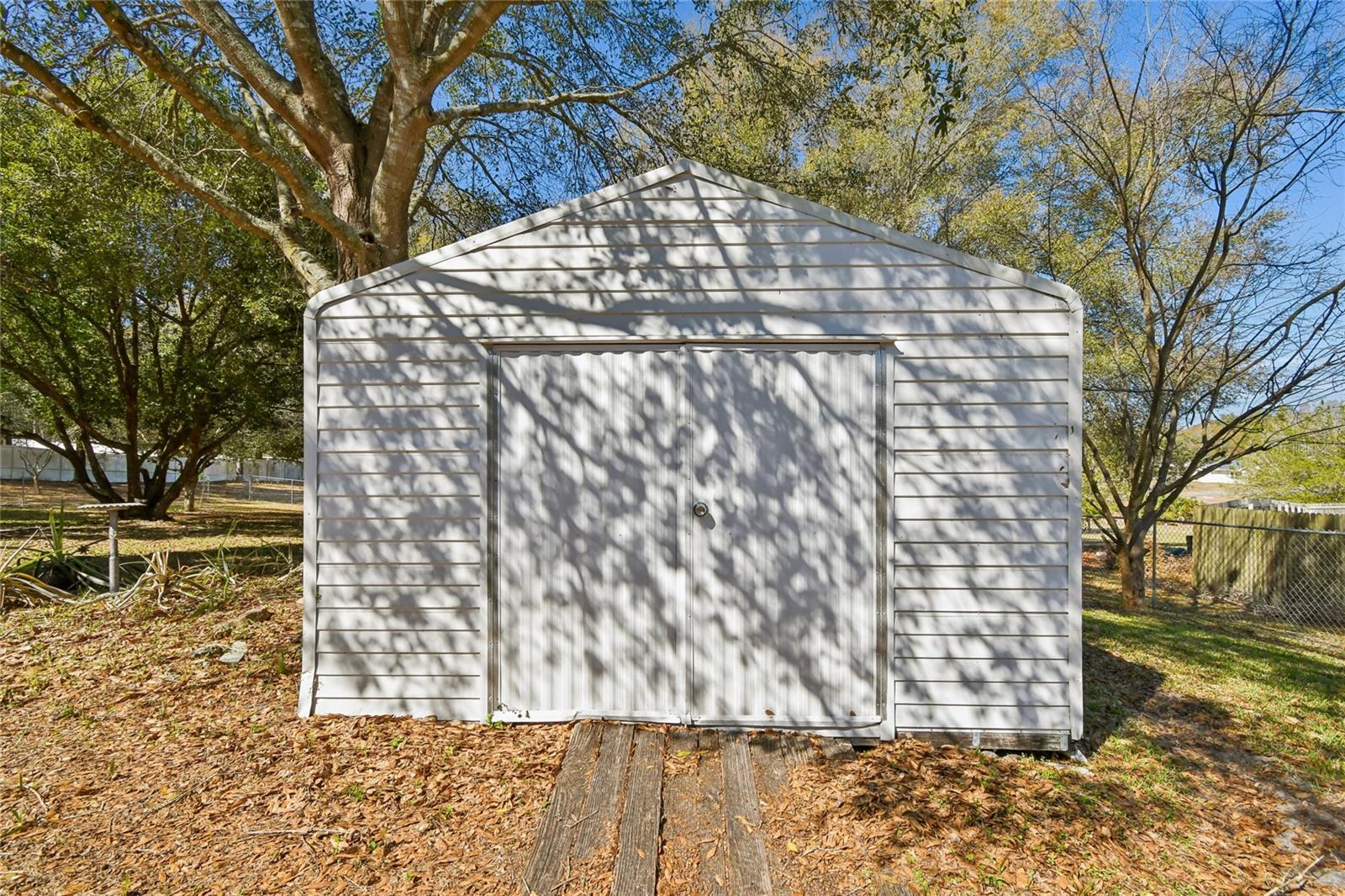 Image 69 of 73 For 1894 Long Pond Drive