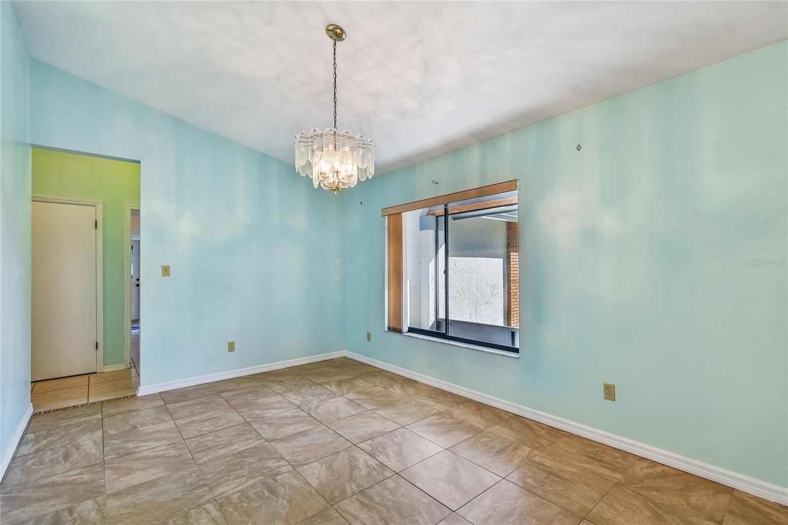 Image 8 of 73 For 1894 Long Pond Drive