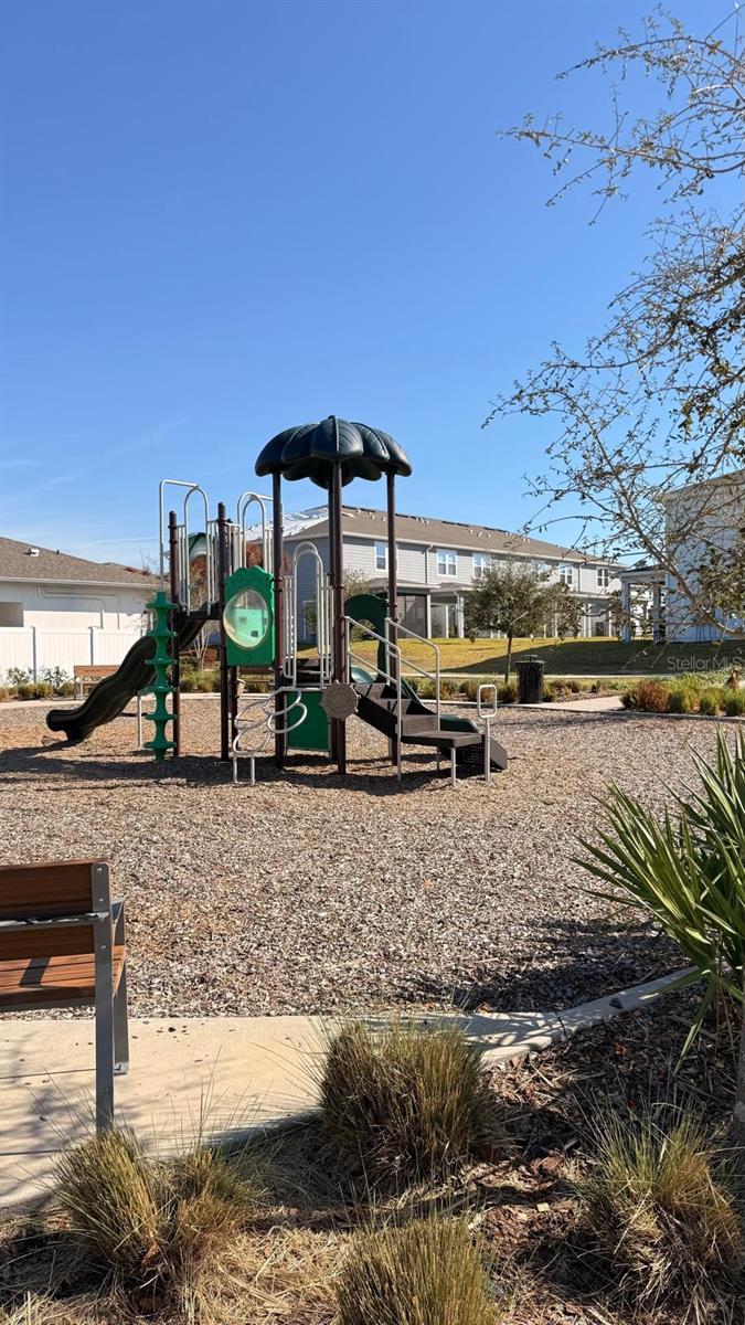 Listing photo id 19 for 1778 Delightful Drive