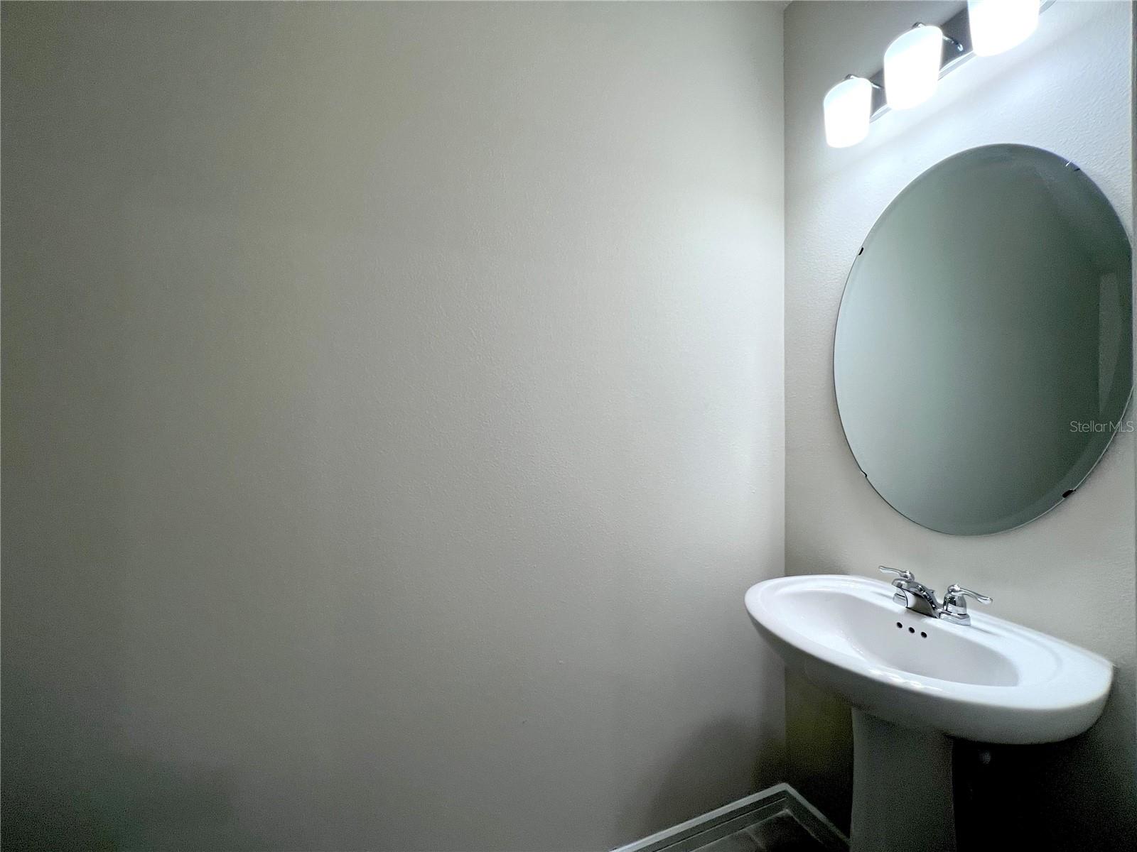 Listing photo id 4 for 1778 Delightful Drive