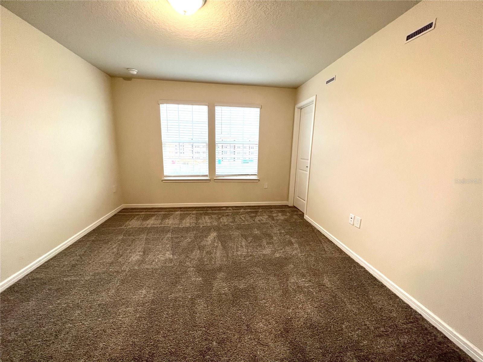 Listing photo id 6 for 1778 Delightful Drive