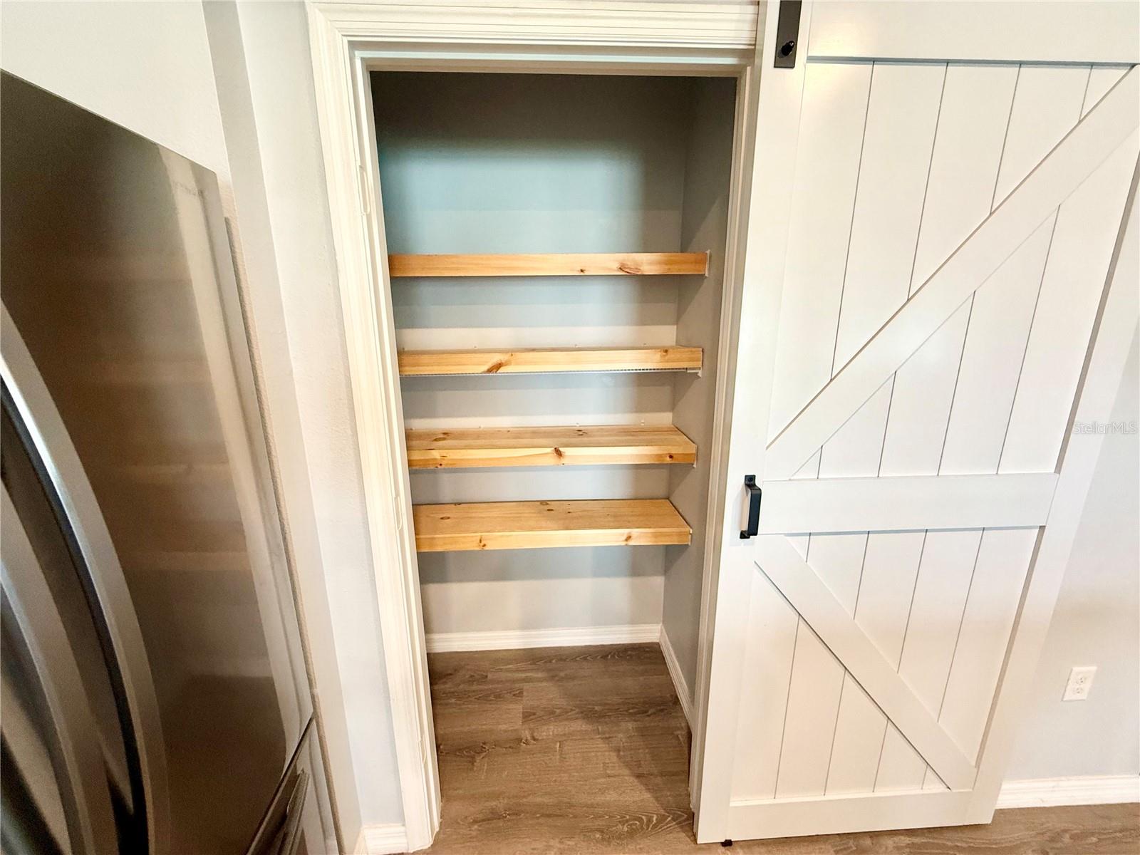 Image 31 of 39 For 3305 Royal Tern