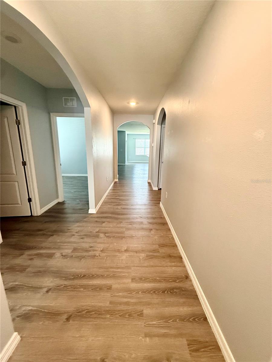 Image 4 of 39 For 3305 Royal Tern