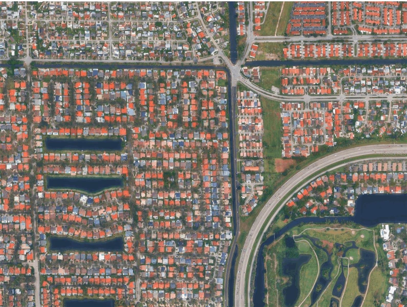 Listing Details for 16613 77th Path, MIAMI LAKES, FL 33016