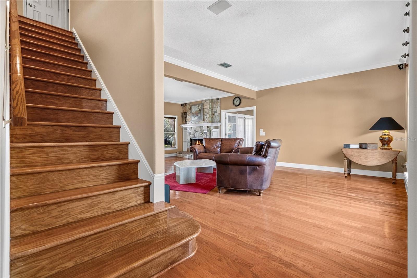 Image 11 of 79 For 441 Courtlea Oaks Boulevard