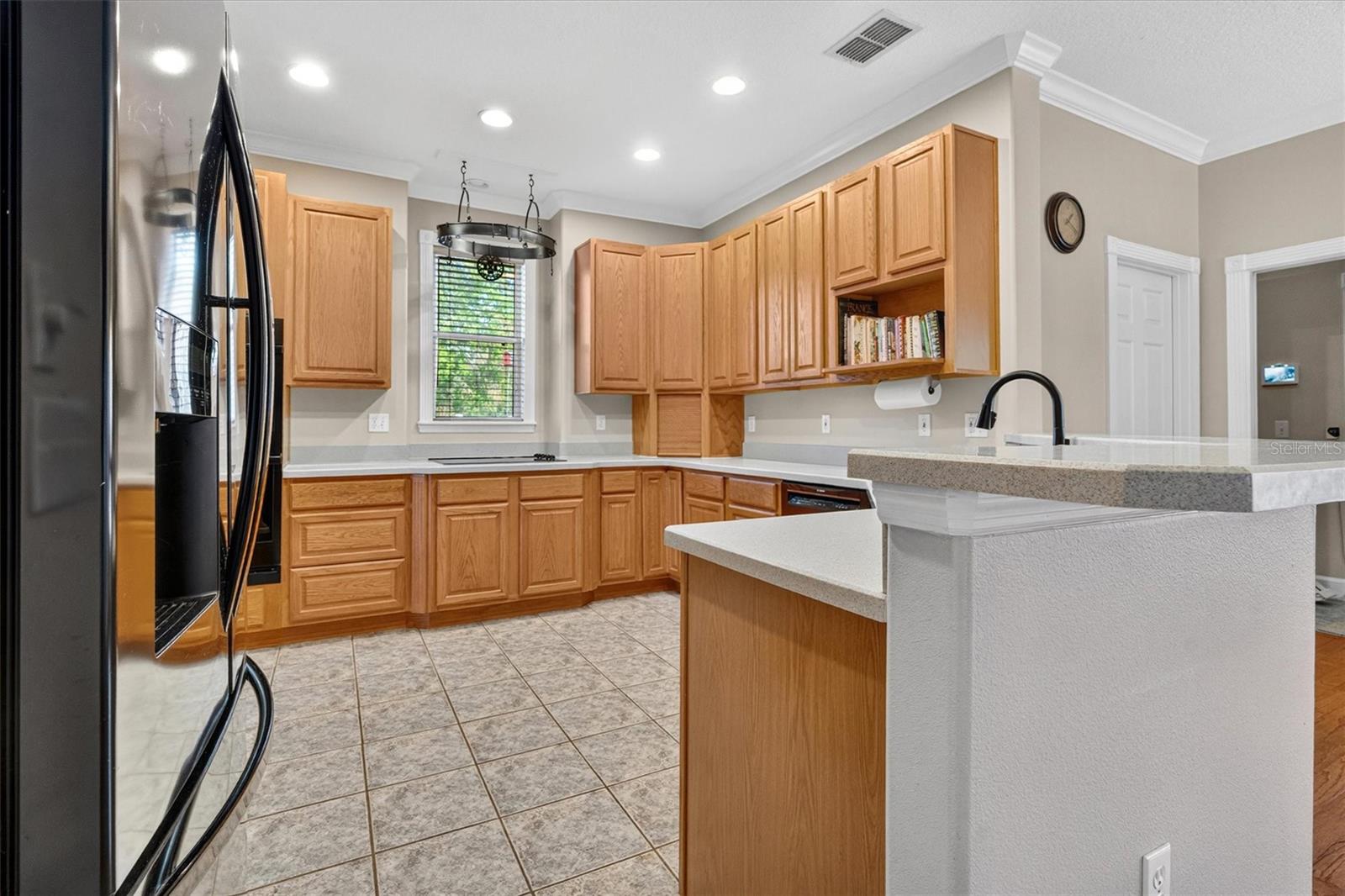 Image 27 of 79 For 441 Courtlea Oaks Boulevard