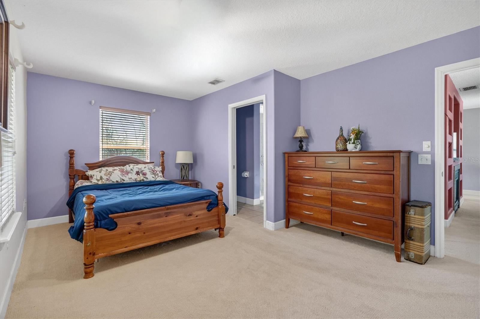 Image 57 of 79 For 441 Courtlea Oaks Boulevard