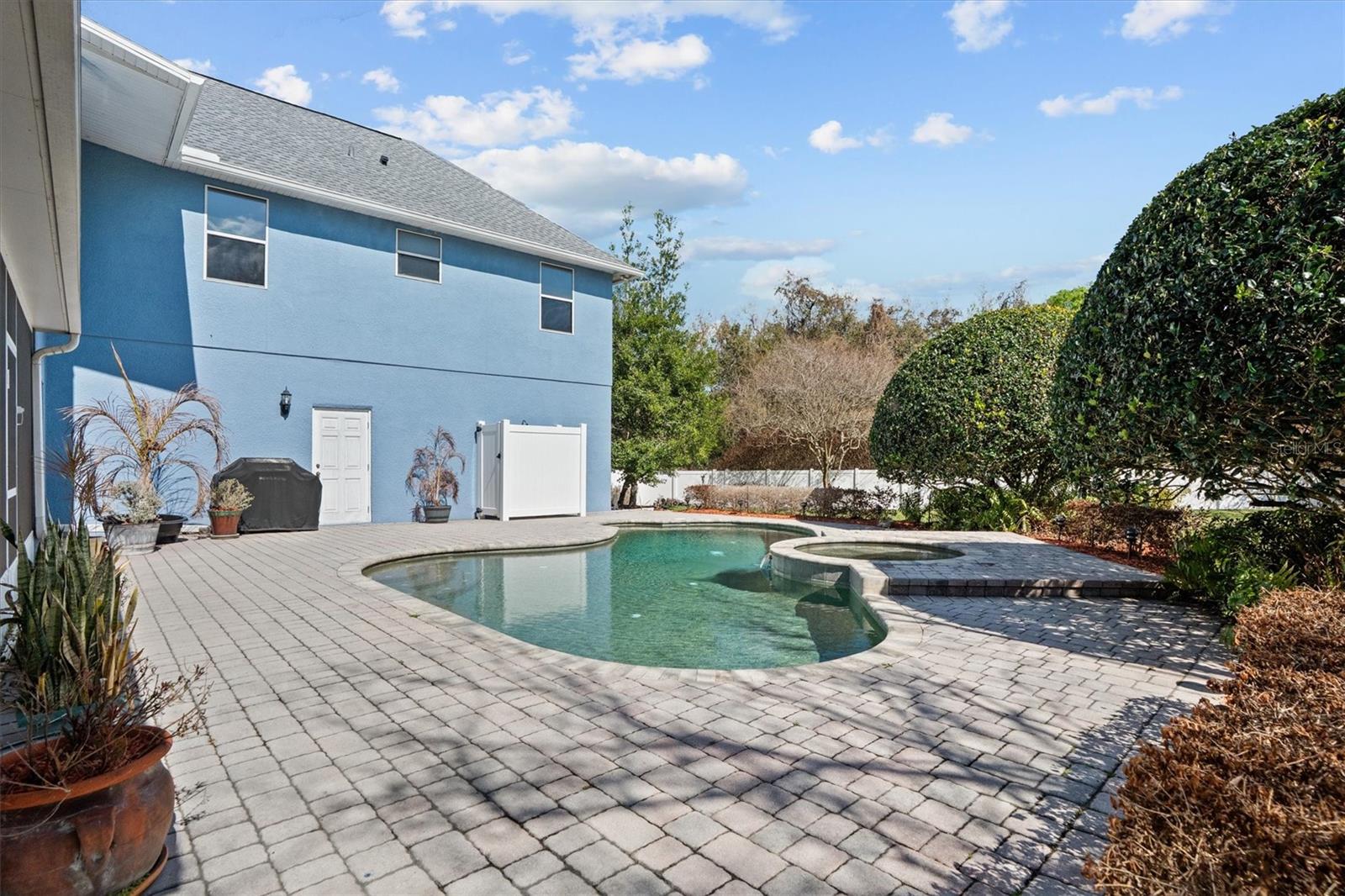 Image 66 of 79 For 441 Courtlea Oaks Boulevard