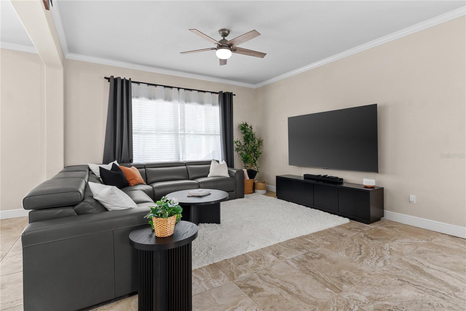 Image 10 of 56 For 14627 Masthead Landing Circle