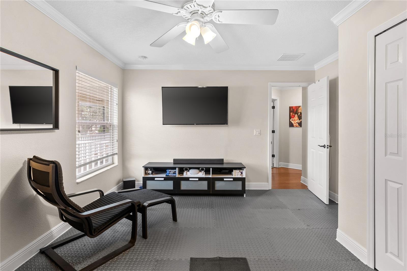 Image 19 of 56 For 14627 Masthead Landing Circle