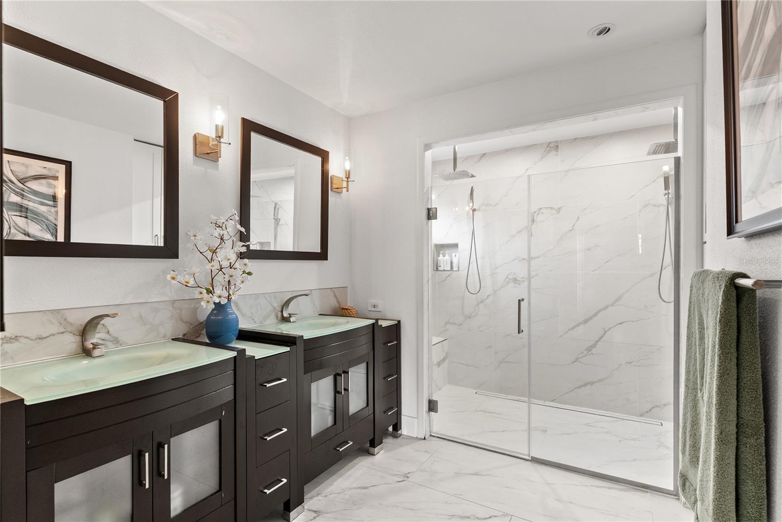 Image 25 of 56 For 14627 Masthead Landing Circle