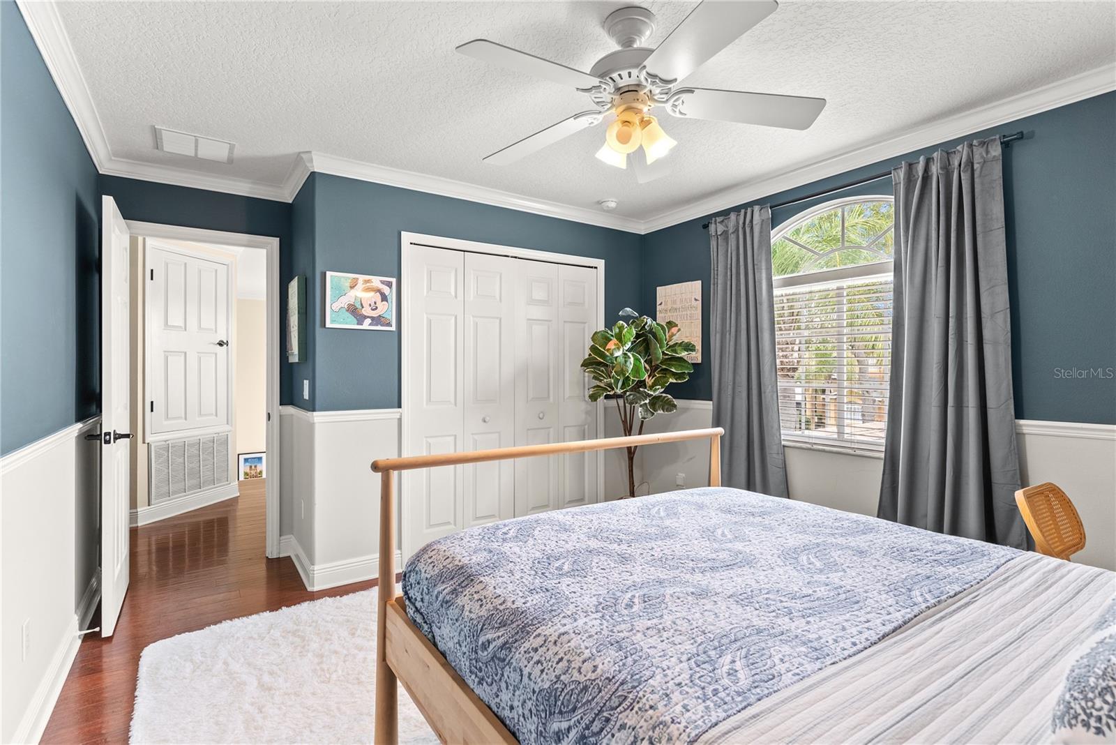 Image 27 of 56 For 14627 Masthead Landing Circle