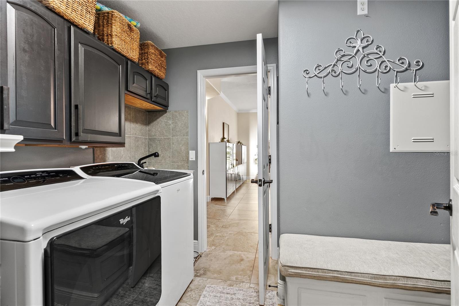 Image 32 of 56 For 14627 Masthead Landing Circle