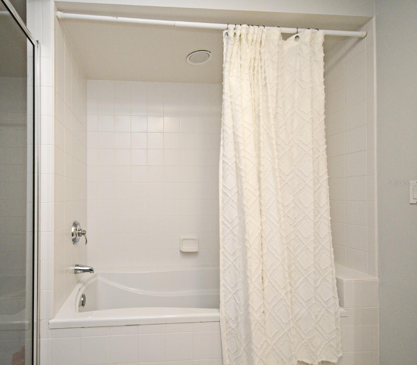 Image 27 of 40 For 4624 Harbour Village Boulevard 4206