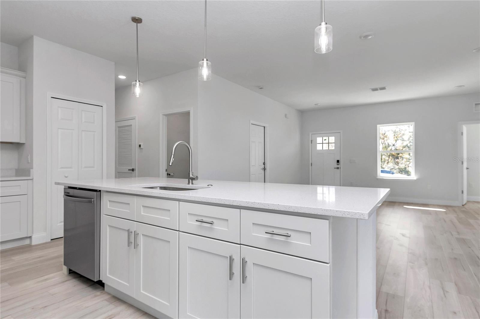 Image 20 of 38 For 15227 28th Avenue Road