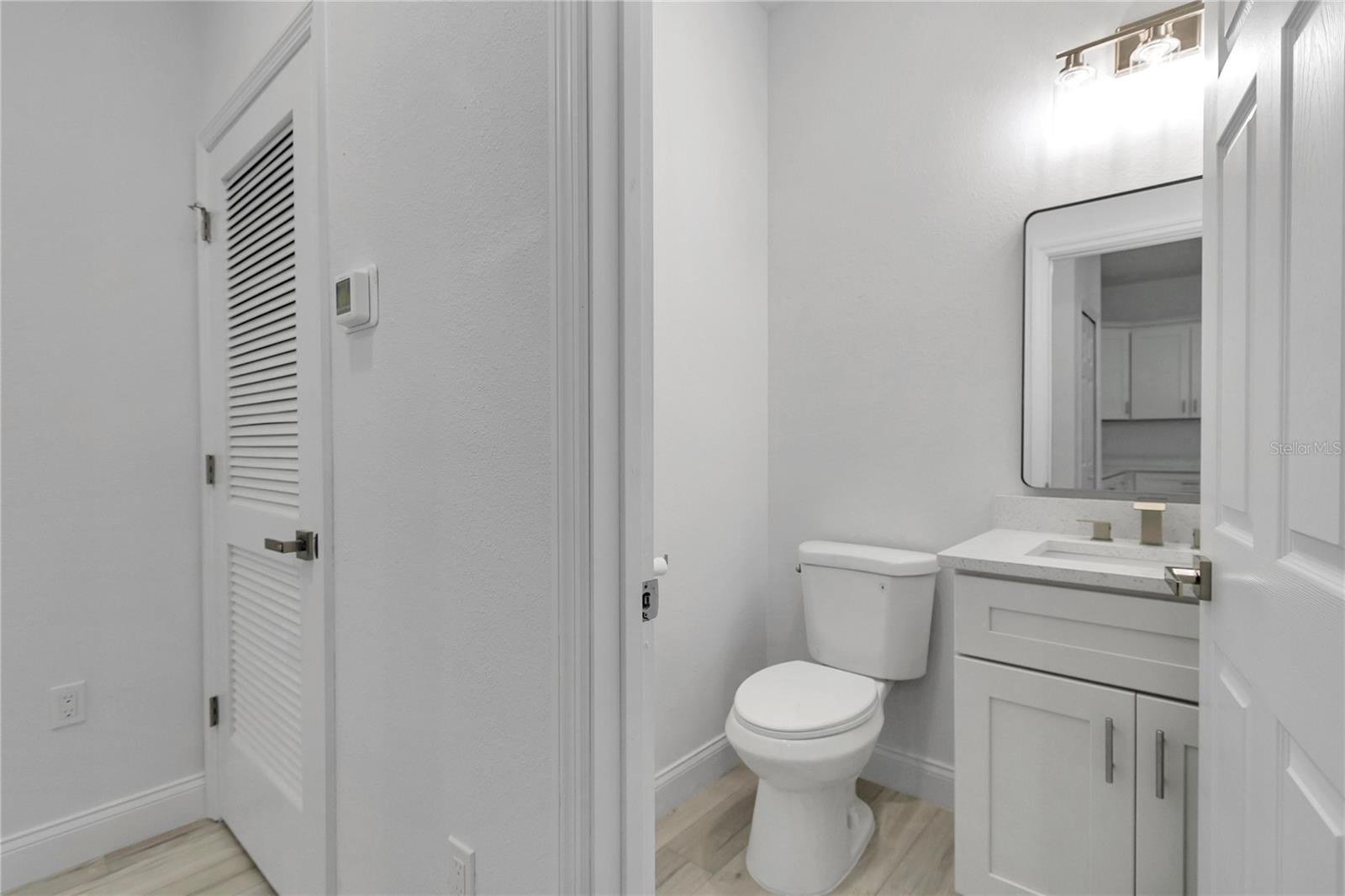 Image 22 of 38 For 15227 28th Avenue Road