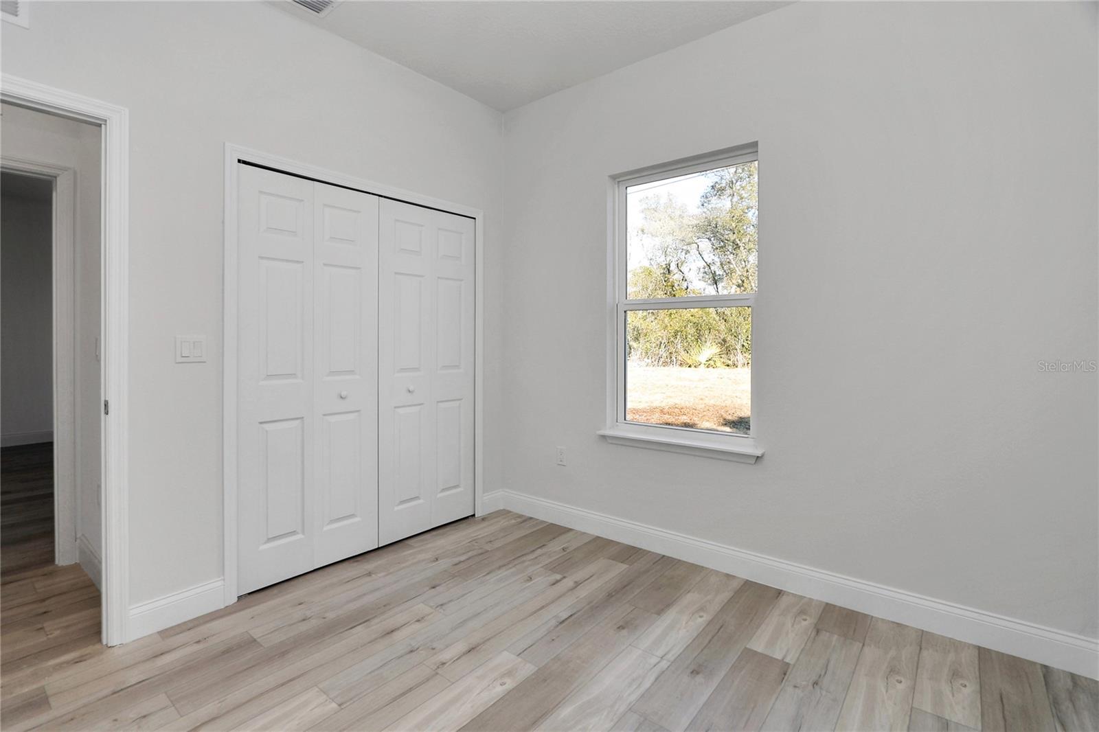 Image 33 of 38 For 15227 28th Avenue Road