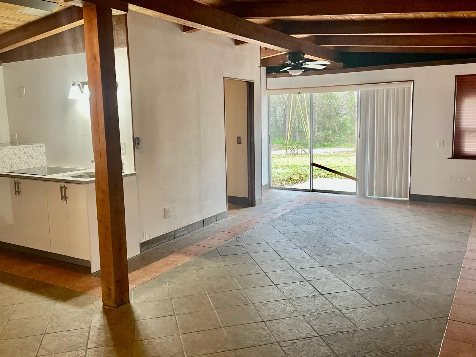 Image 14 of 27 For 530 Webster Street