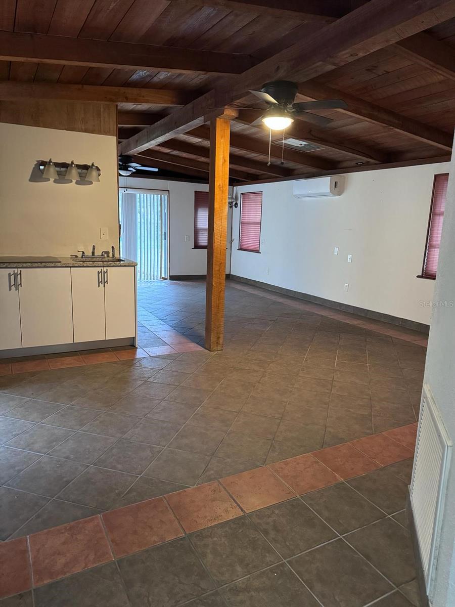 Image 21 of 27 For 530 Webster Street