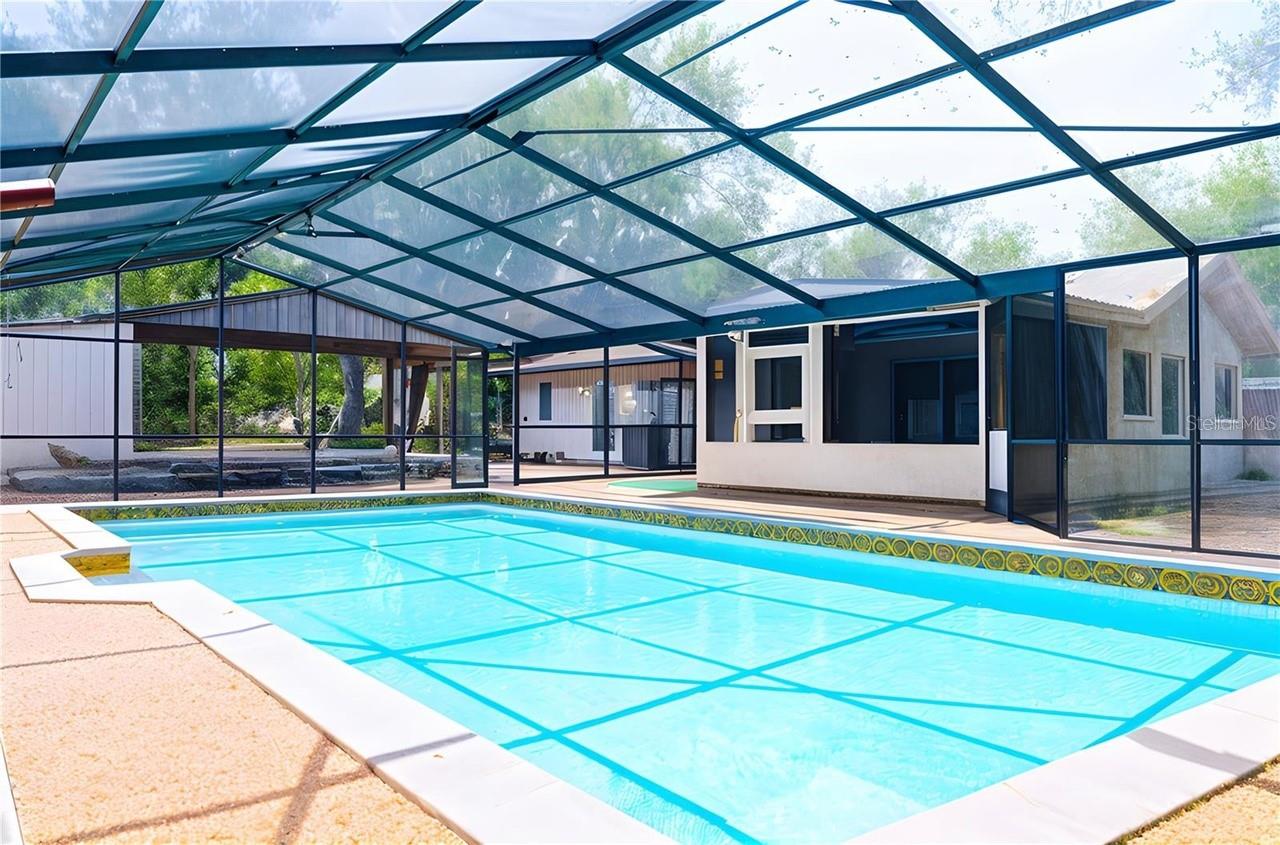 Image 23 of 27 For 530 Webster Street