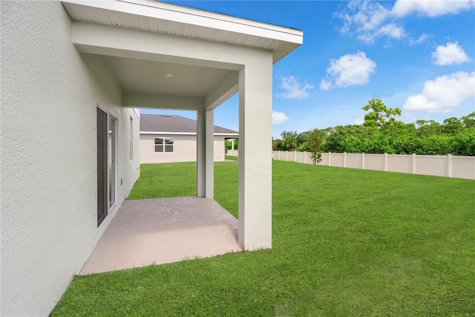 Image 21 of 27 For 1896 Horsetail Drive