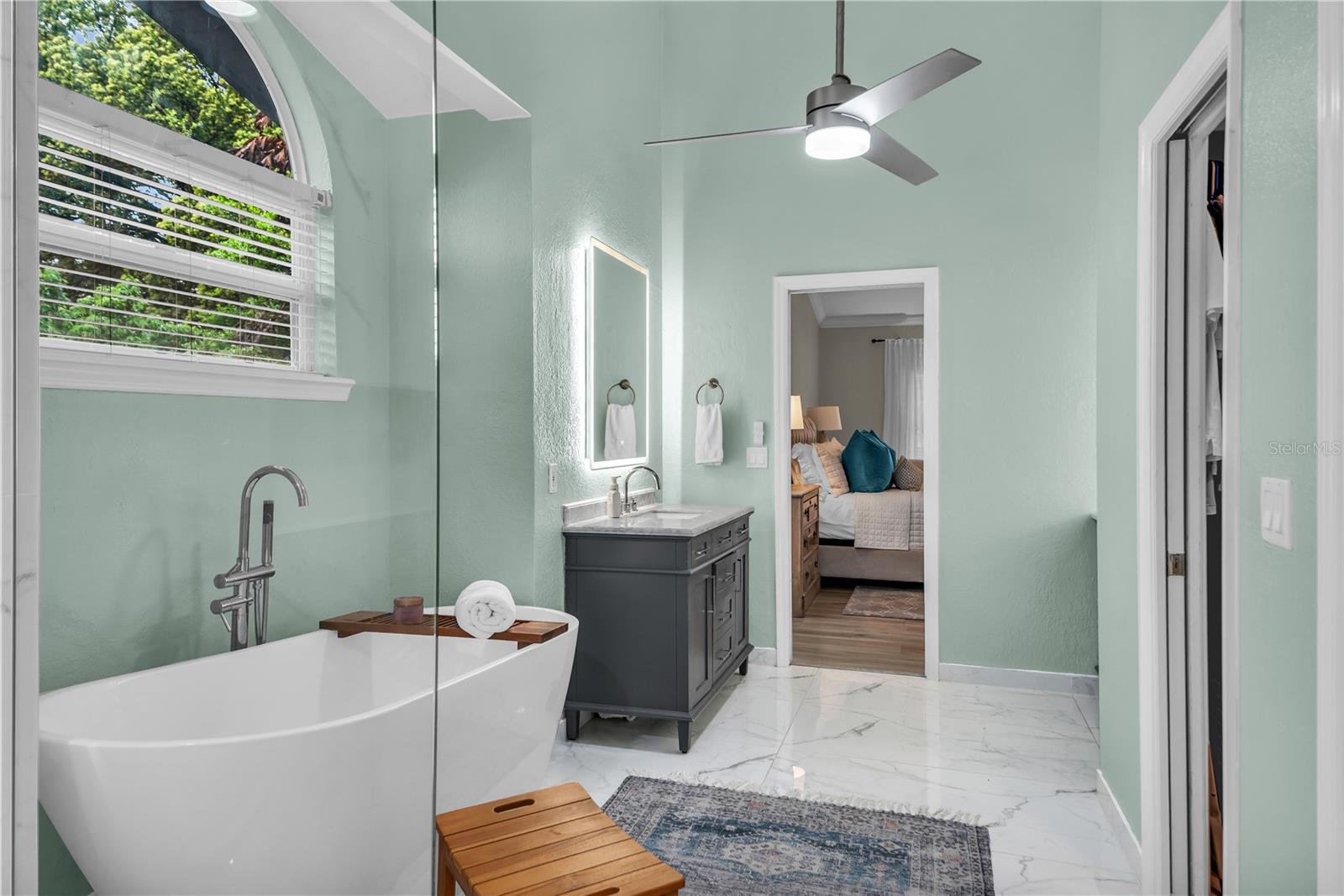 Image 43 of 72 For 2806 Windsor Hill Drive