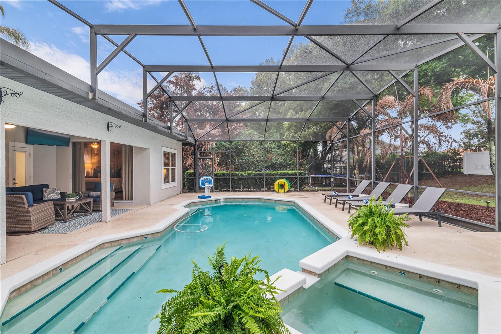 Image 5 of 72 For 2806 Windsor Hill Drive