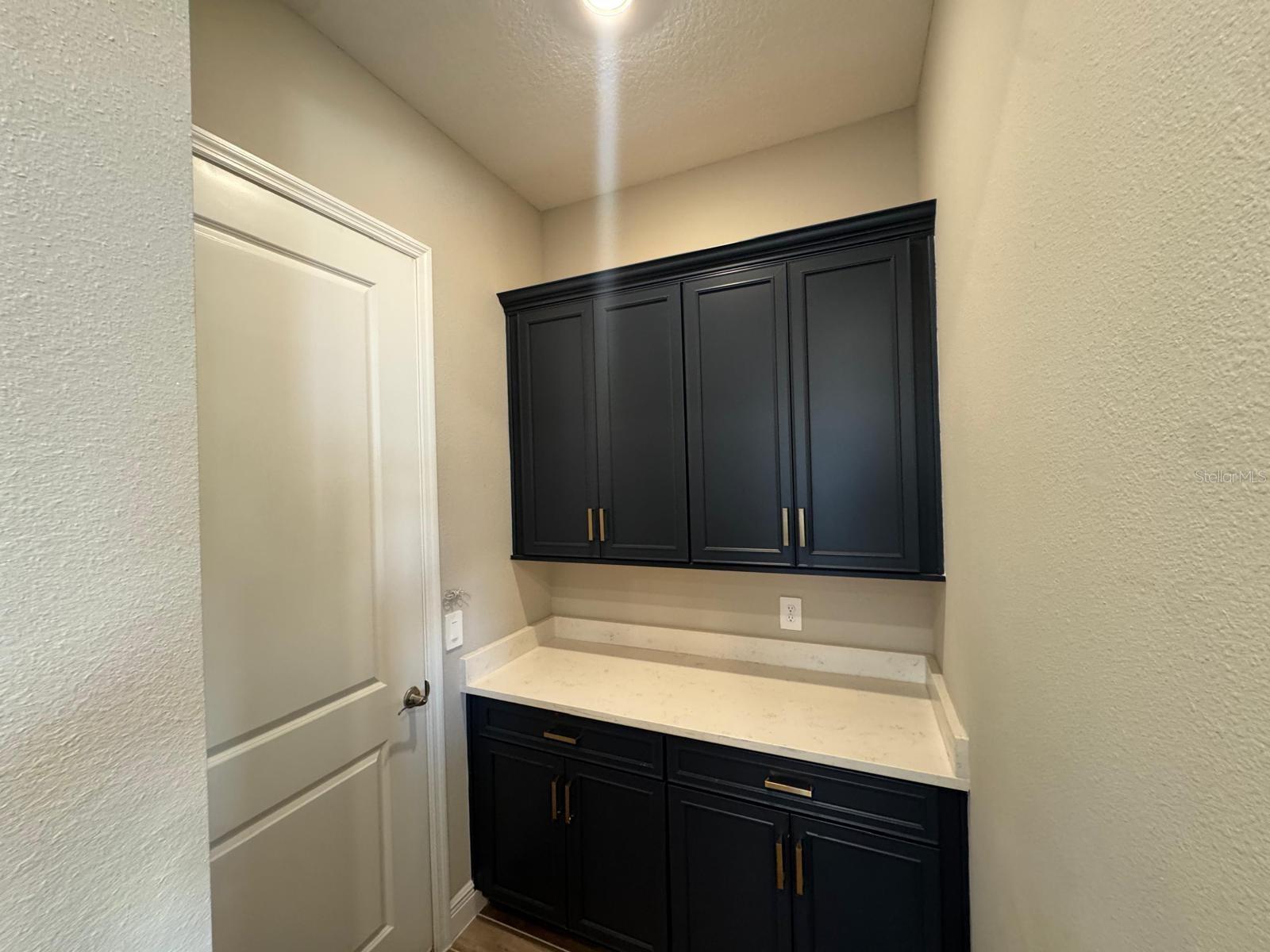 Image 25 of 69 For 16405 Silver Brook Way