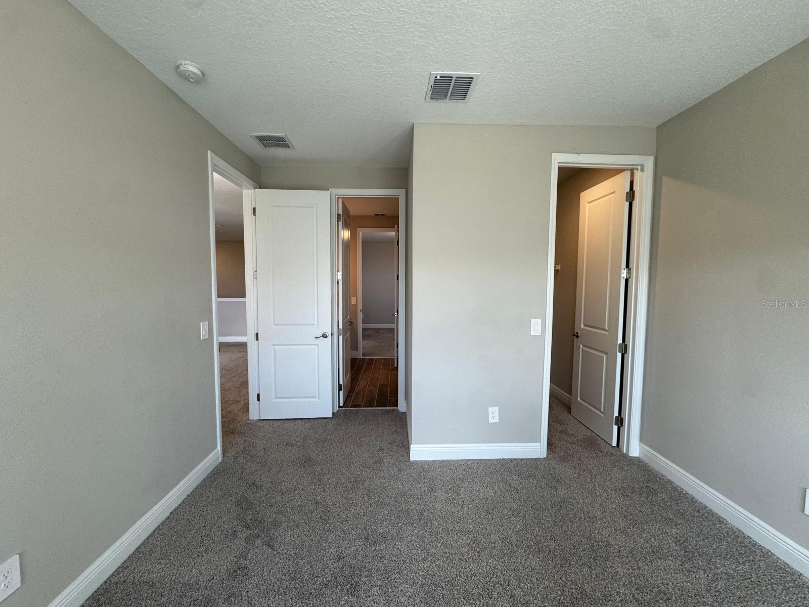 Image 47 of 69 For 16405 Silver Brook Way