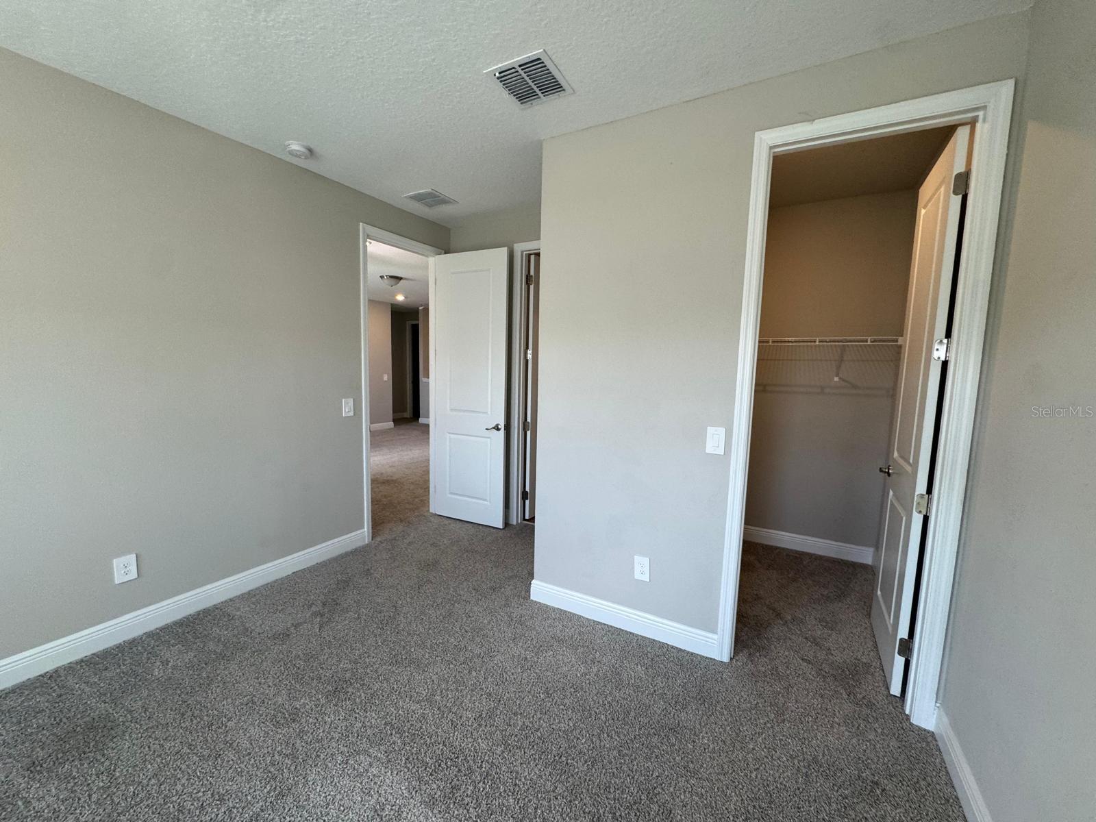 Image 48 of 69 For 16405 Silver Brook Way