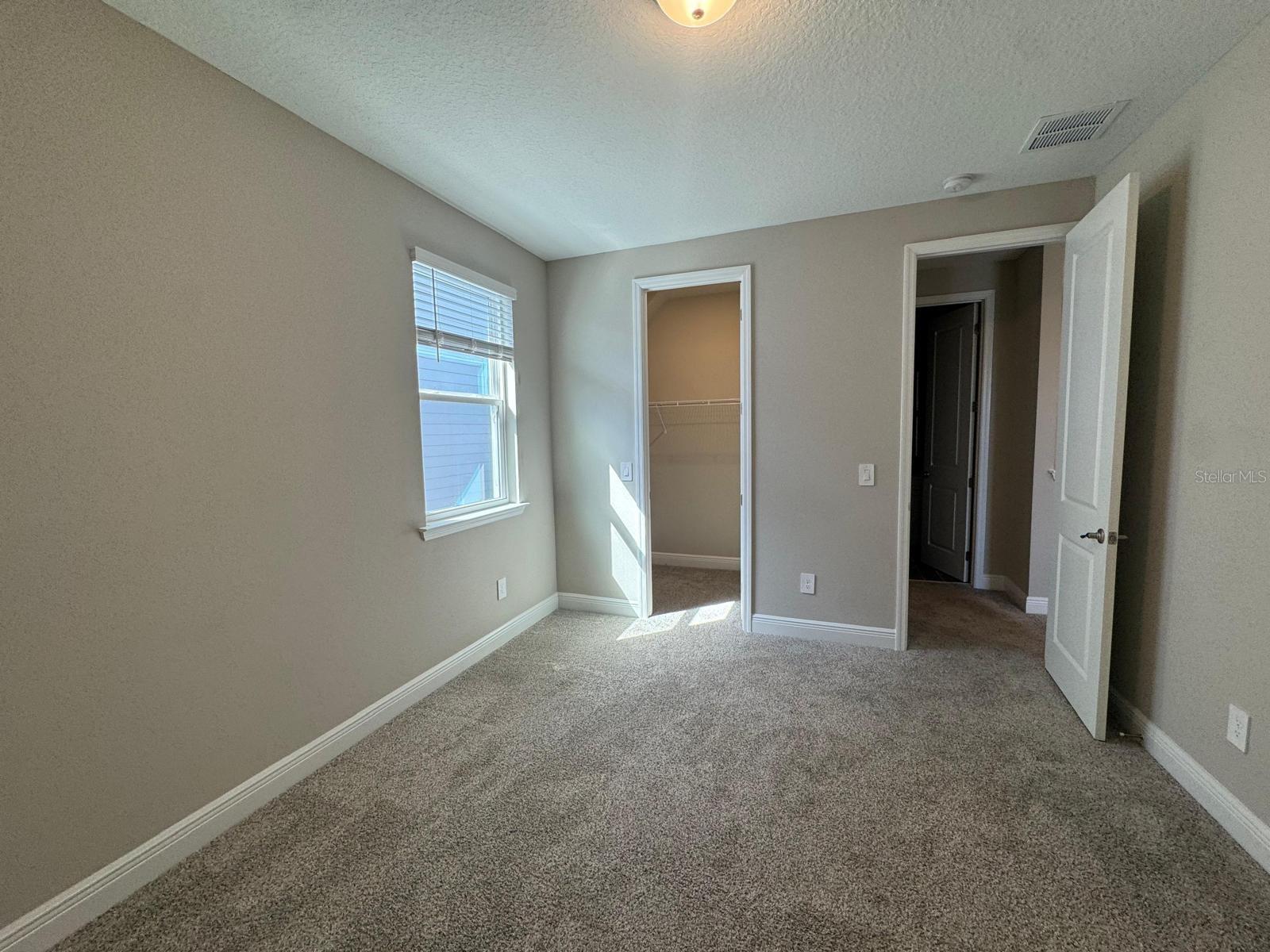 Image 49 of 69 For 16405 Silver Brook Way