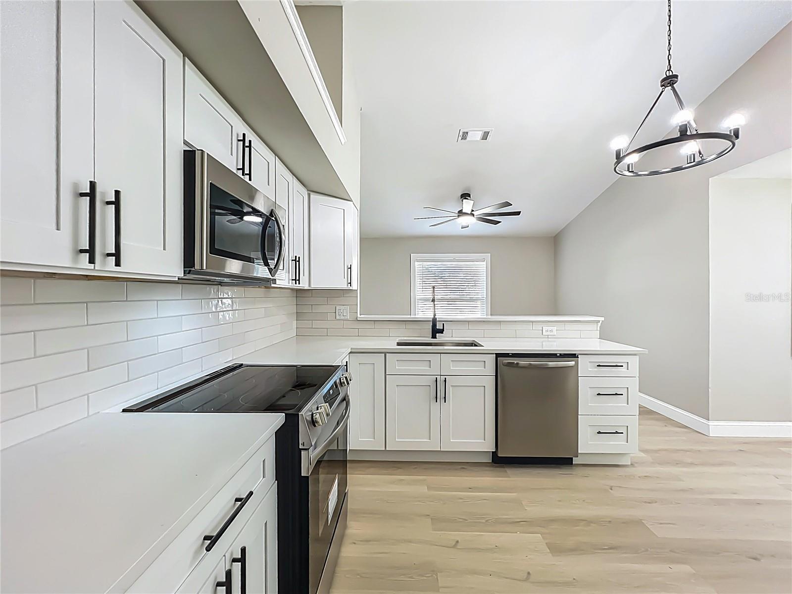 Image 14 of 57 For 6911 Crescent Ridge Road