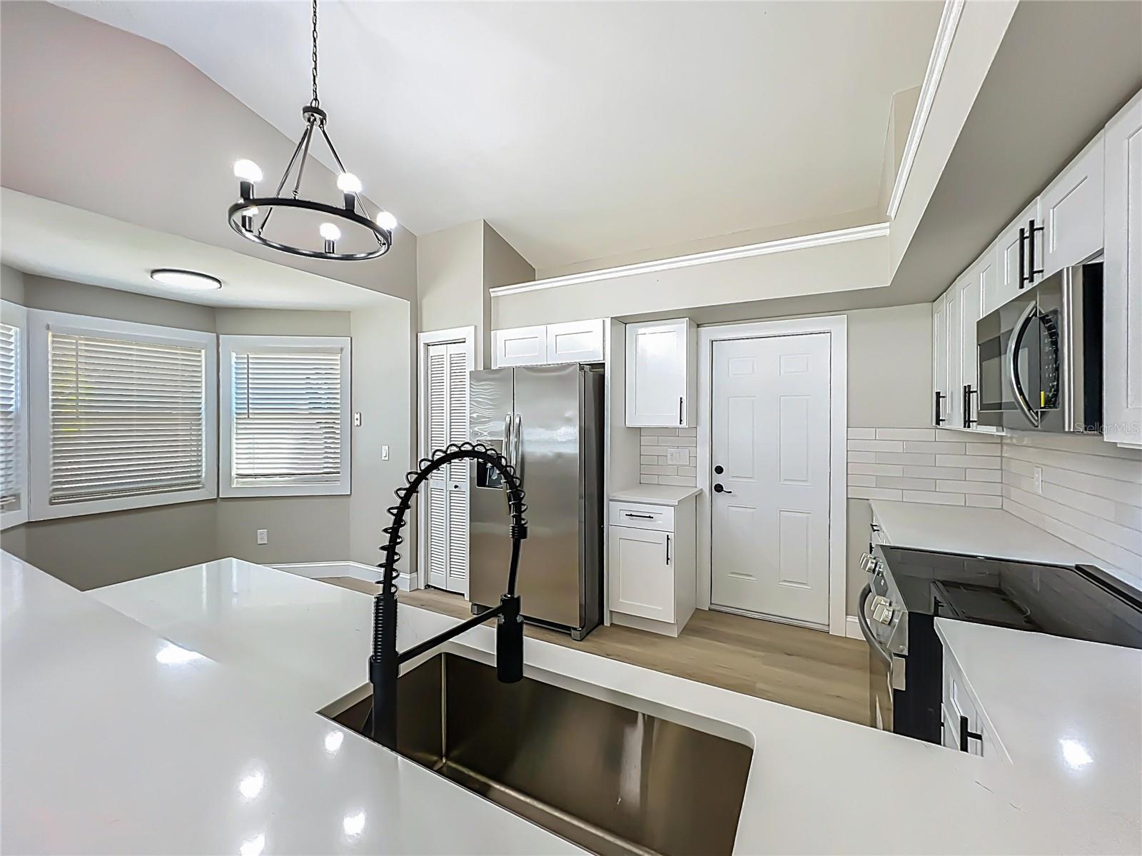 Image 17 of 57 For 6911 Crescent Ridge Road