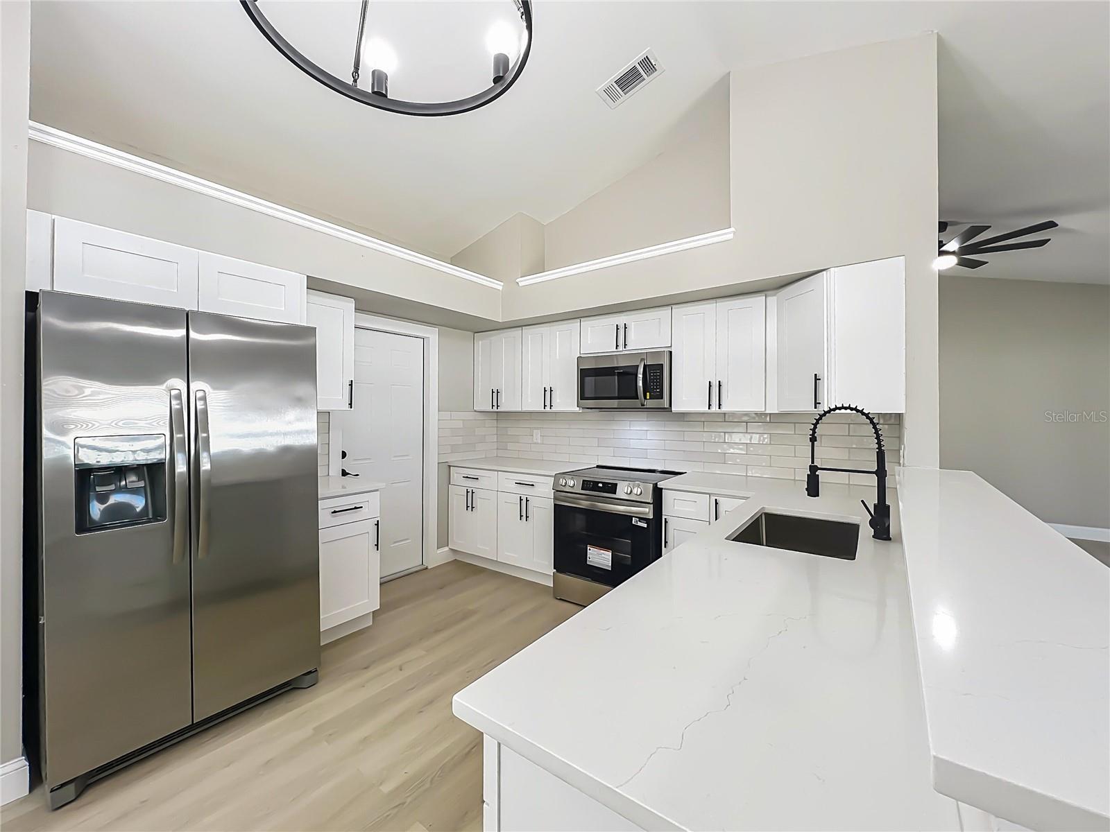 Image 19 of 57 For 6911 Crescent Ridge Road