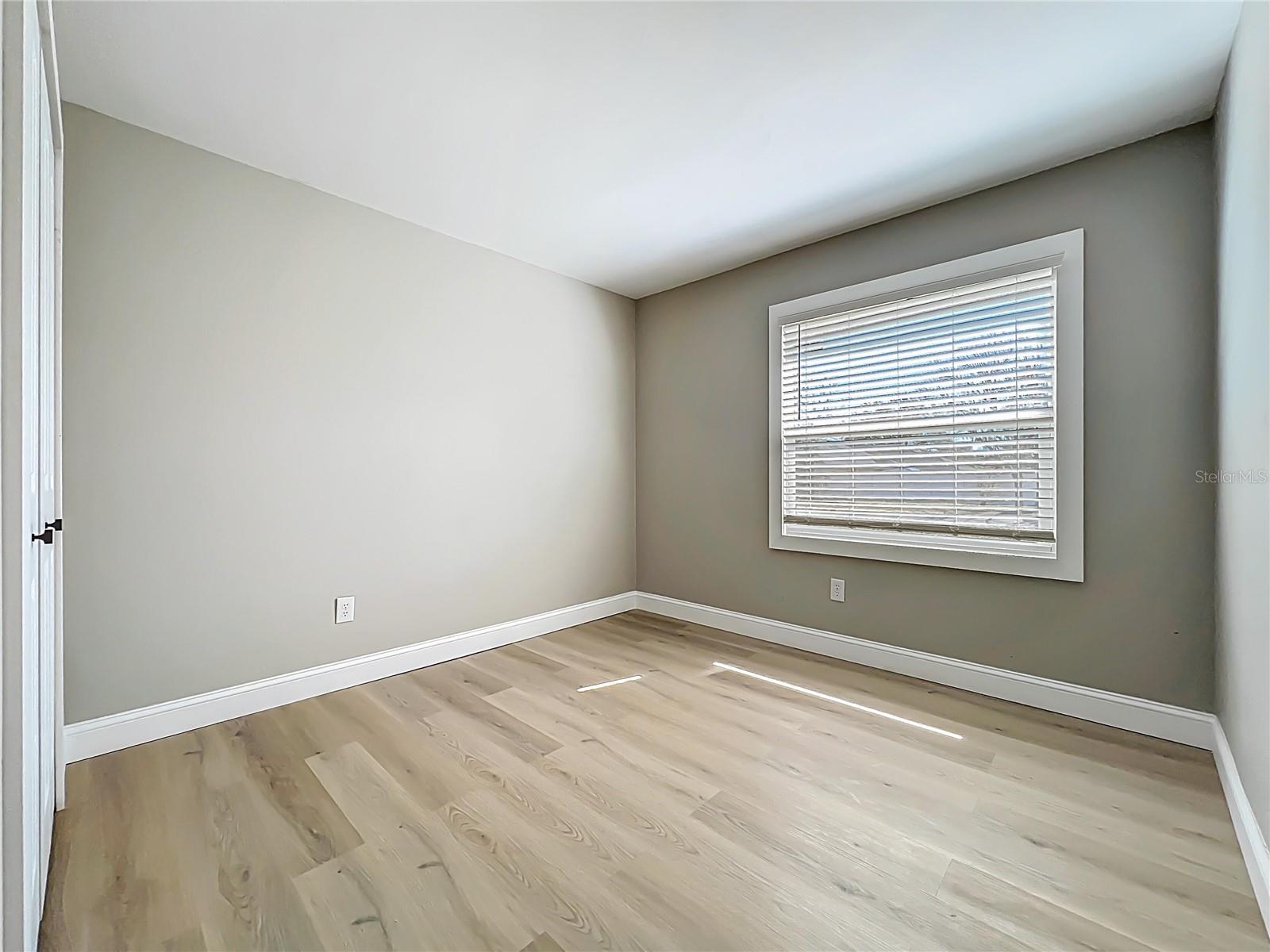 Image 23 of 57 For 6911 Crescent Ridge Road