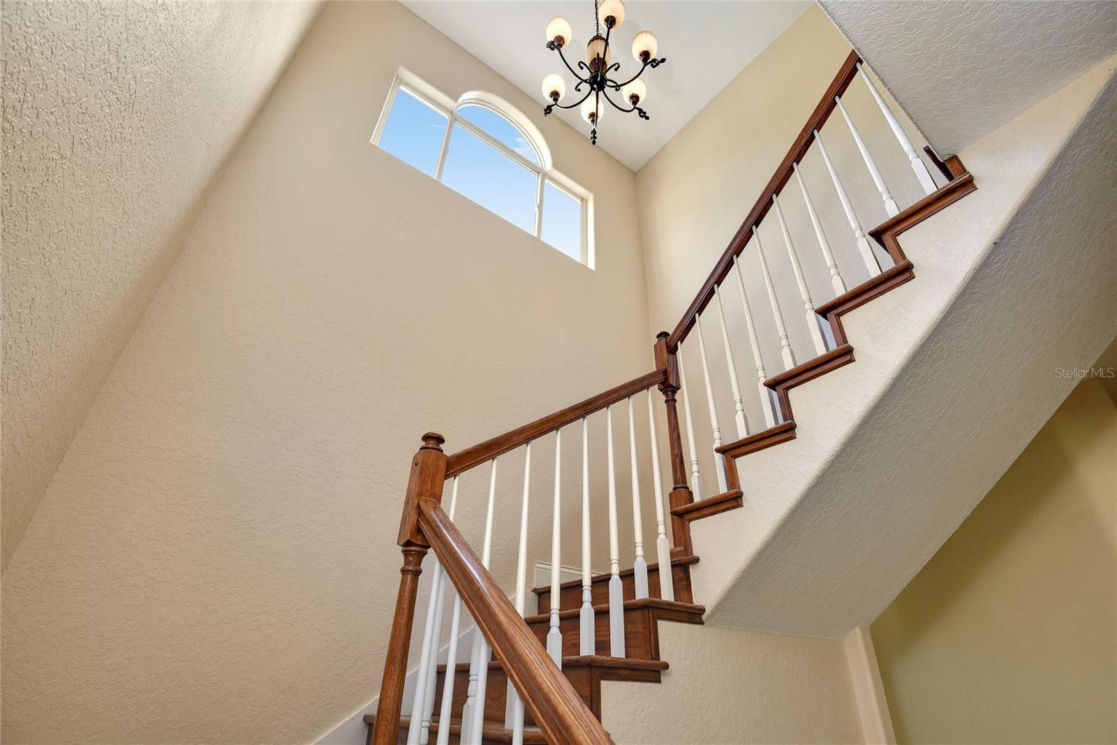 Image 19 of 35 For 1879 Sunset Drive