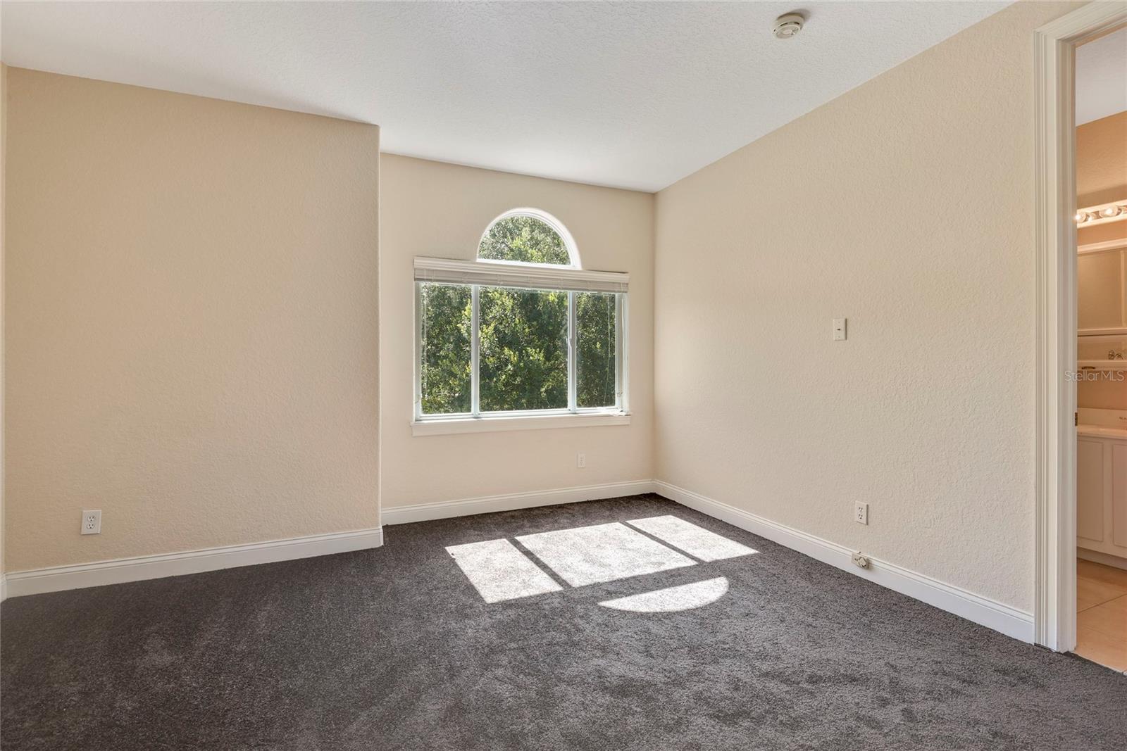 Image 30 of 35 For 1879 Sunset Drive