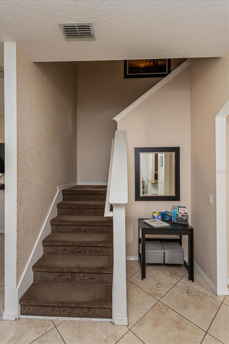 Image 11 of 25 For 232 La Mirage Street