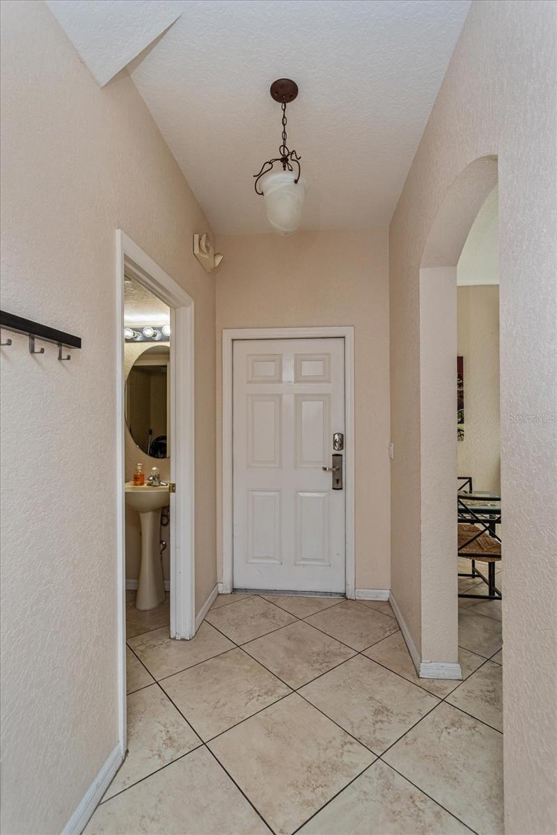 Image 3 of 25 For 232 La Mirage Street