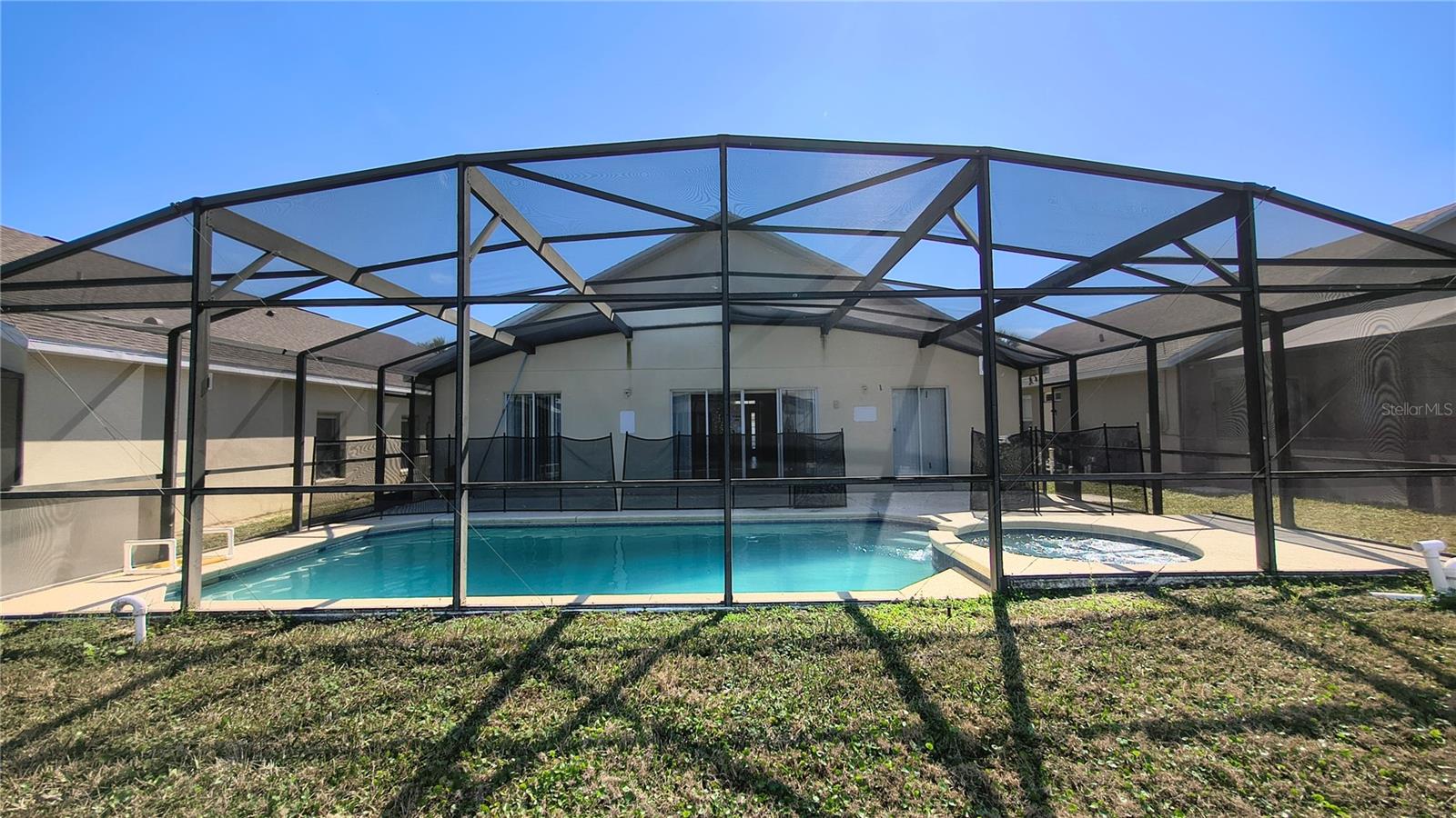 Image 39 of 43 For 16721 Rolling Green Drive S