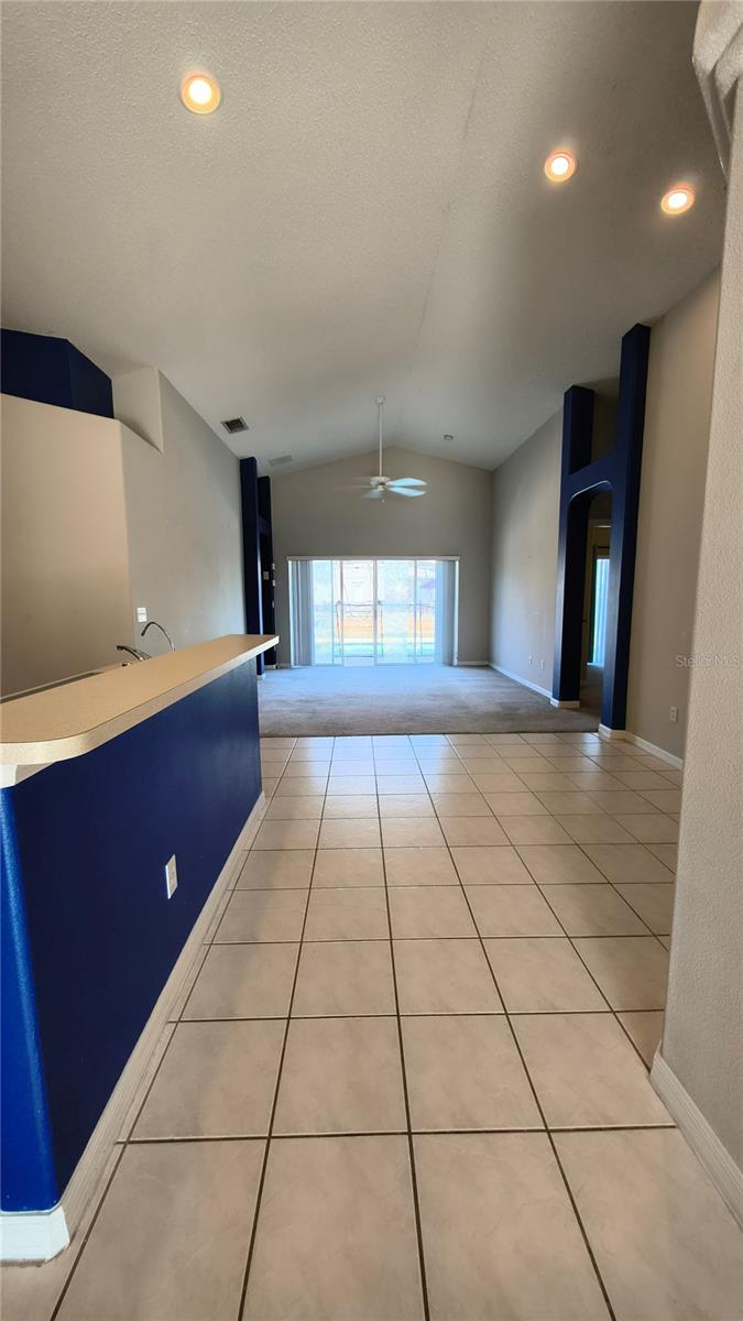 Image 7 of 43 For 16721 Rolling Green Drive S