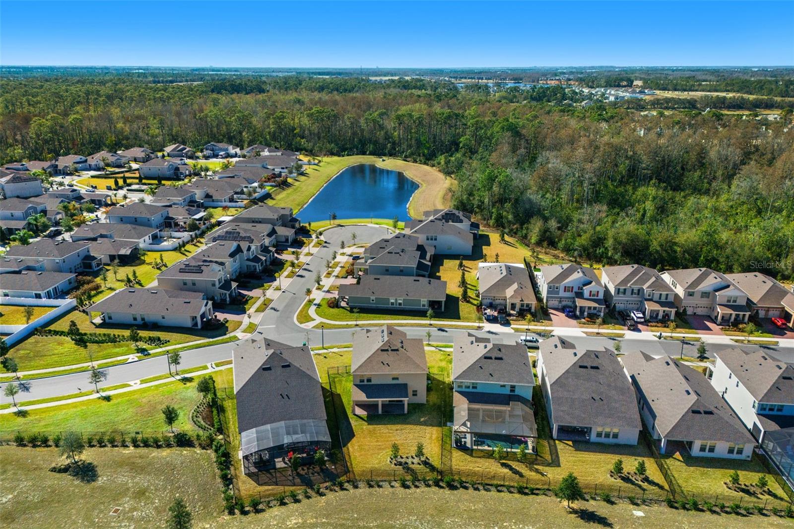 Image 32 of 37 For 18309 Oliver Twist Way